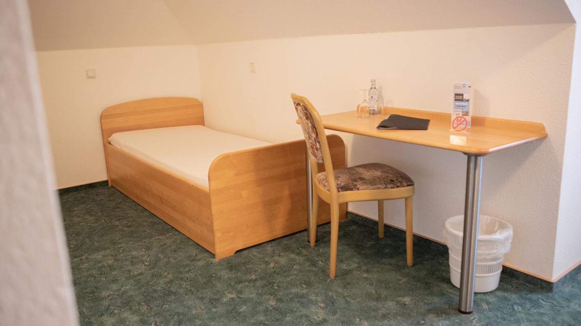 Garni Hotel Hof Zum آهاوس المظهر الخارجي الصورة